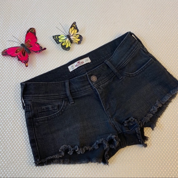 Hollister Pants - ✅ Hollister Black Distressed Denim Shorts Sz 00